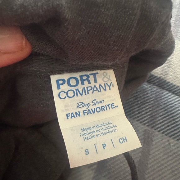 NWOT Women’s EMINEM “Slim Shady” hooded sweatshirt. Size small. - Picture 6 of 6